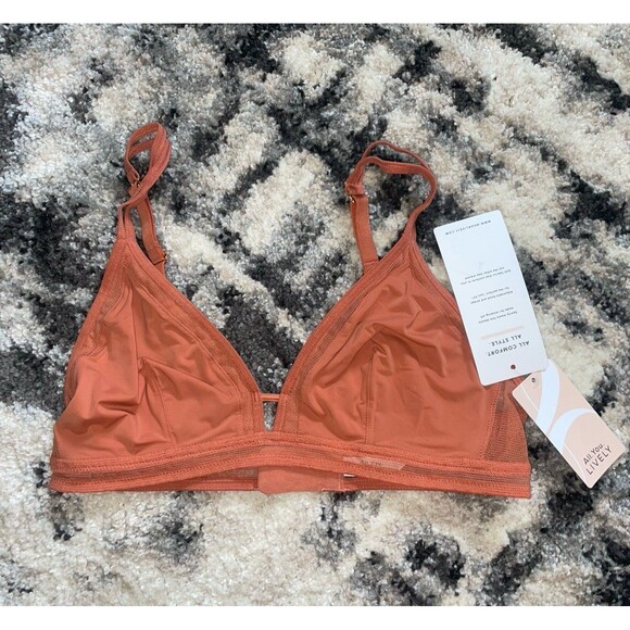 NWT coral bralette - Picture 1 of 7